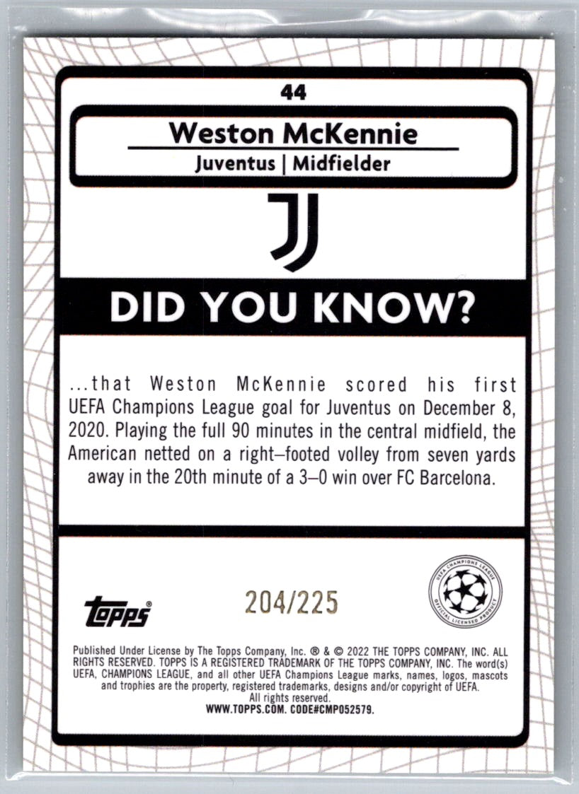 Weston McKennie (Juventus) Yellow Wave Refractor /225 Topps Merlin Chrome UEFA 2021-22