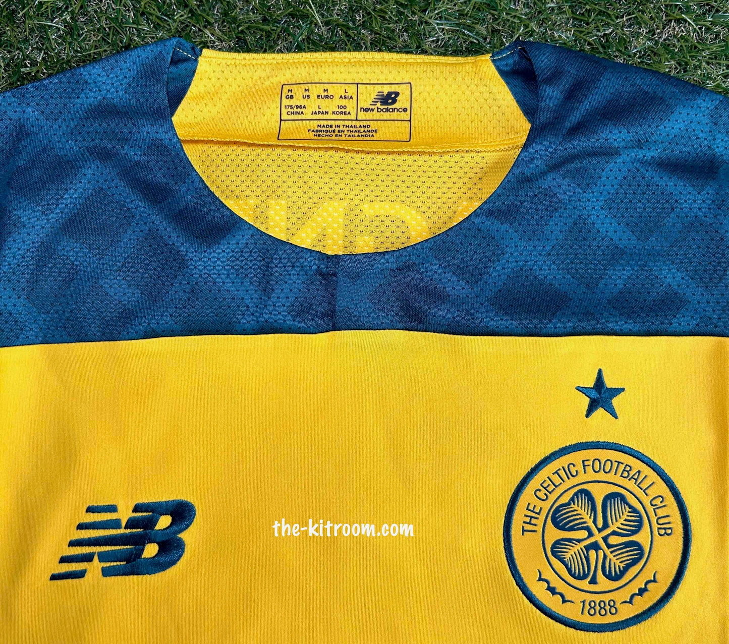 2019-20 Celtic Away Football Shirt M