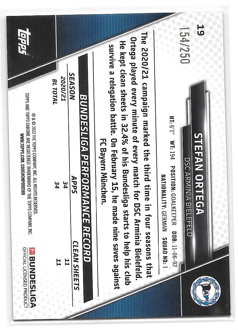 Stefan Ortega (Arminia Bielefeld) X-Fractor Refractor /250 Topps Chrome Bundesliga 21-22