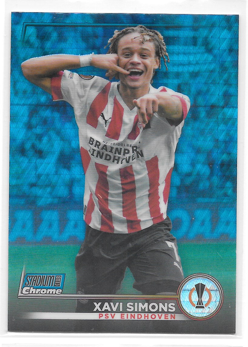 Xavi Simons (PSV Eindhoven) Blue Prism Refractor Topps Stadium Club Chrome 22-23
