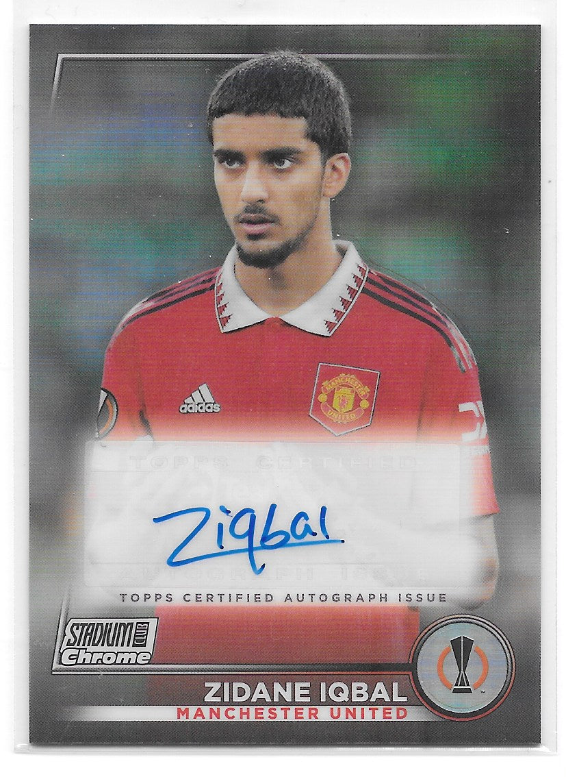 Zidane Iqbal (Manchester United) Chrome Autograph Topps Stadium Club Chrome 22-23