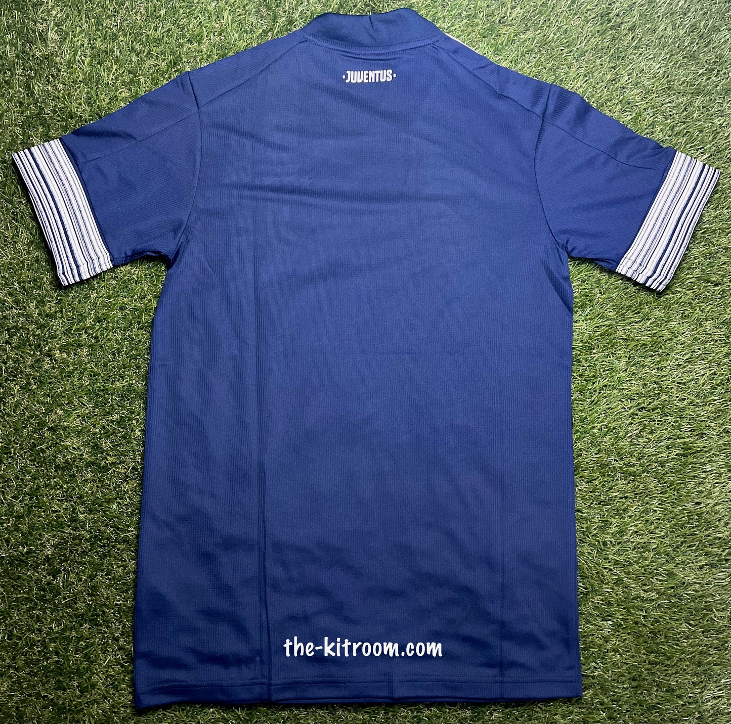 2020-21 Juventus Away Shirt
