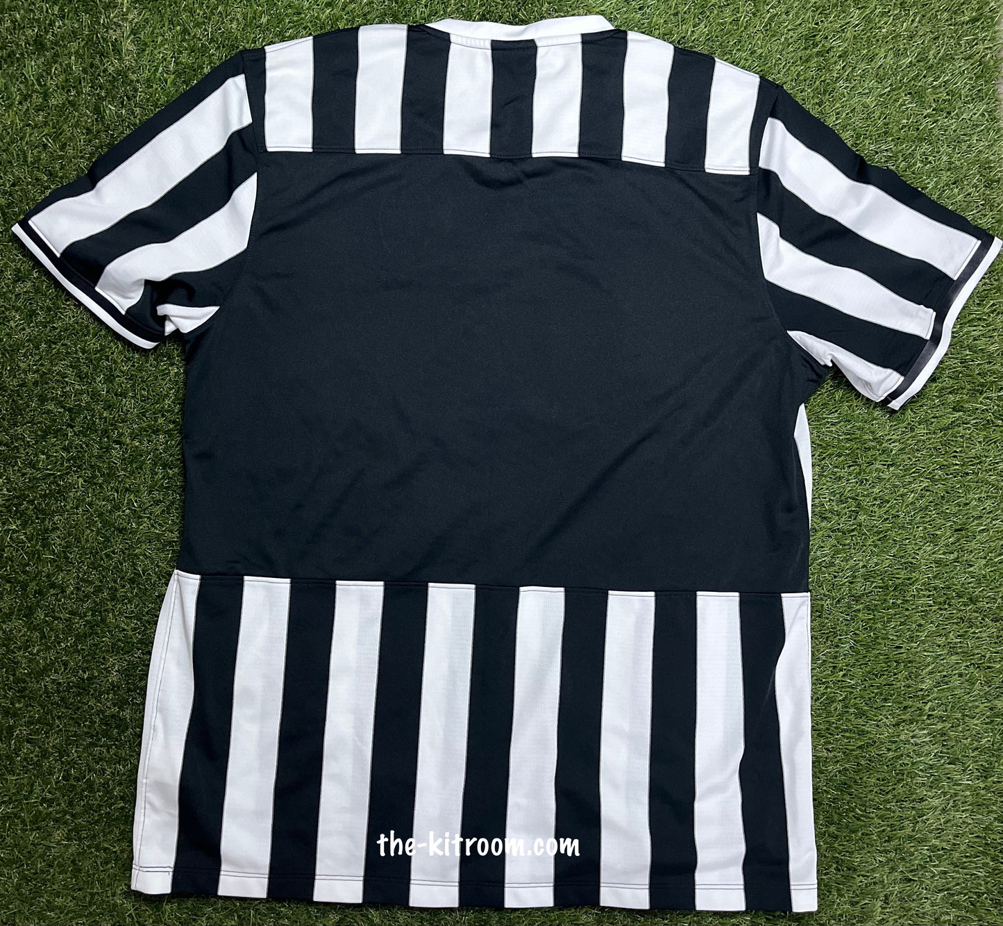 2013-14 Juventus Home Shirt
