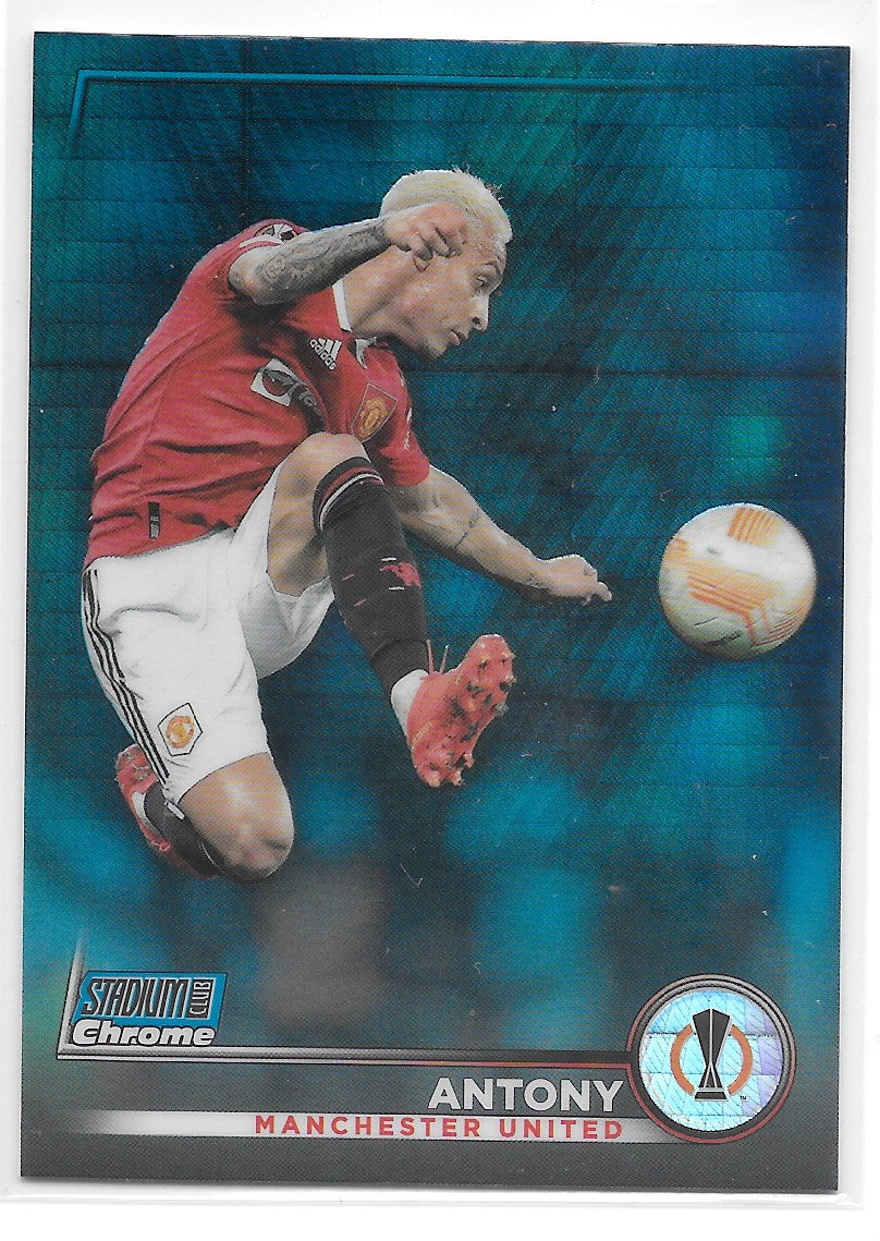 Antony (Manchester United) Blue Prism Refractor Topps Stadium Club Chrome 22-23