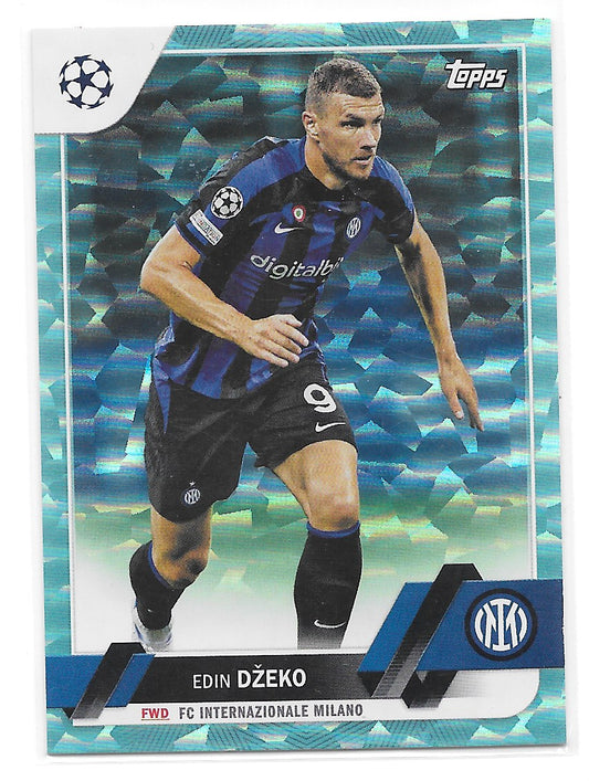 Edin Dzeko (FC Internazionale Milano) Icy Aqua Foil /399 Topps UCC Flagship 22-23