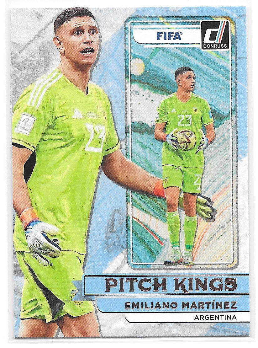 Emiliano Martinez (Argentina) Pitch Kings Panini Donruss FIFA 22-23