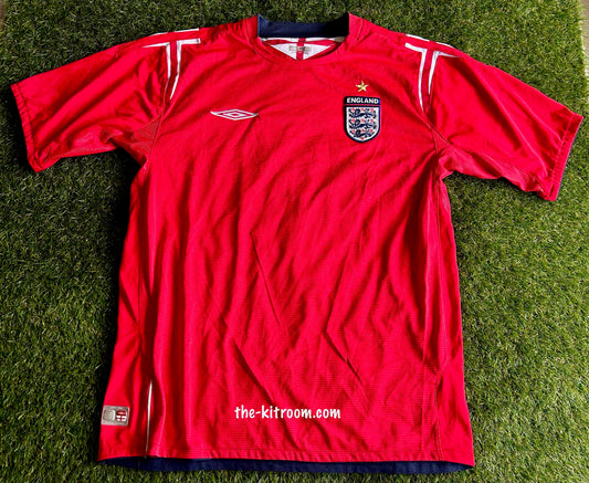 2004-06 England Away Football Shirt