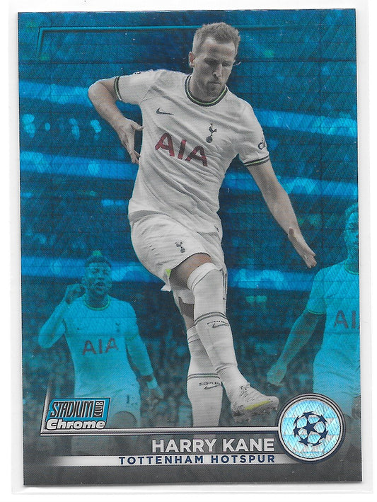 Harry Kane (Tottenham Hotspur) Blue Prism Refractor Topps Stadium Club Chrome 22-23