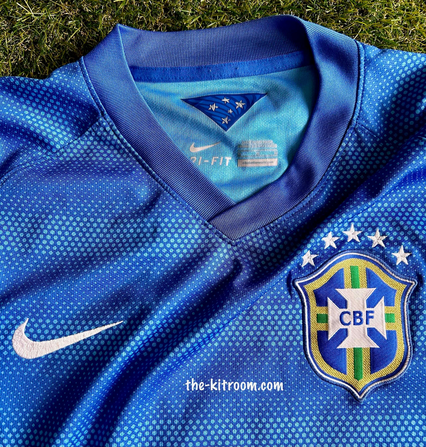 2014-15 Brazil Away Football Shirt