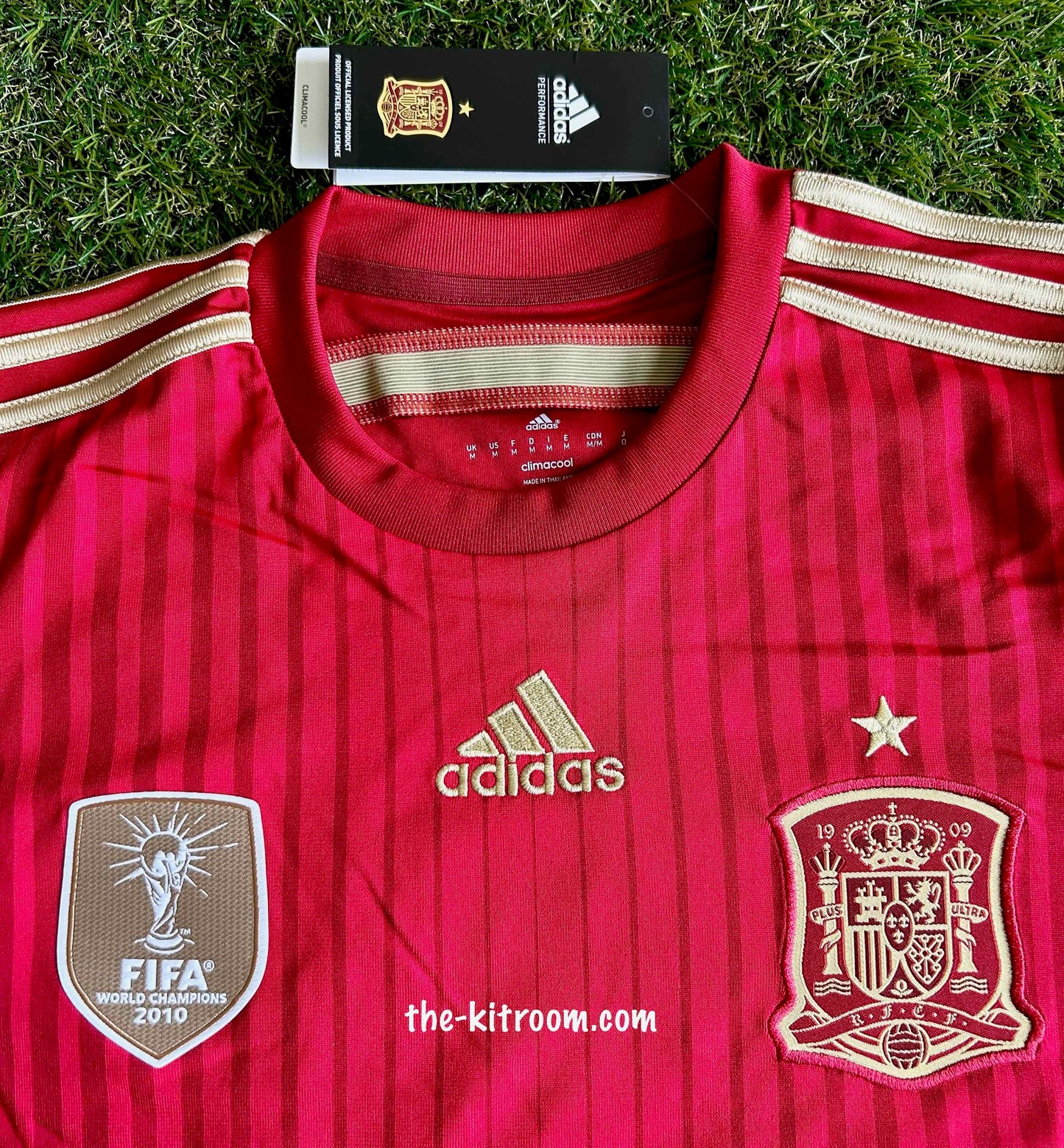 2013-15 Spain Home Football Shirt