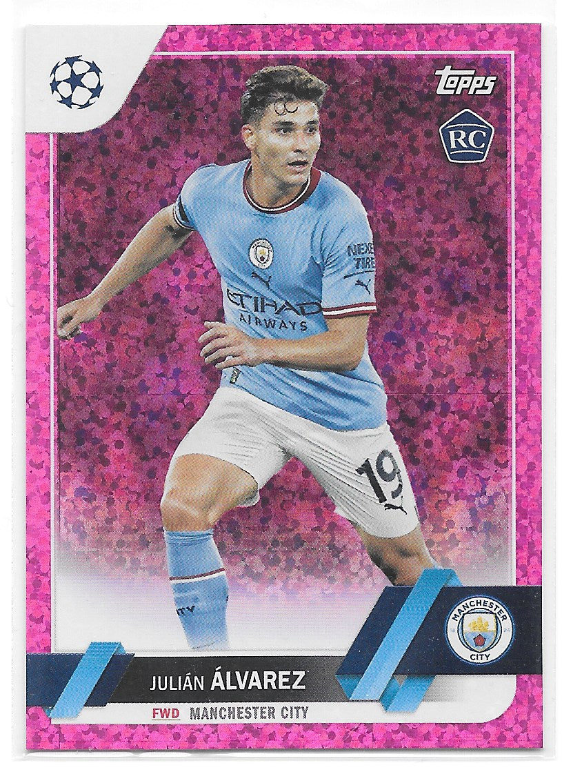 Julian Alvarez (Manchester City) Pink Sparkle RC Topps UCC Flagship 22-23