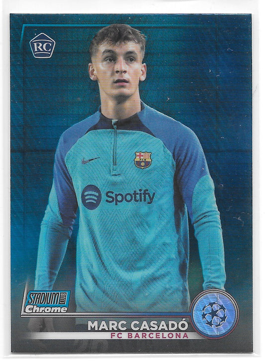 Marc Casado (FC Barcelona) Blue Prism Refractor RC Topps Stadium Club Chrome 22-23