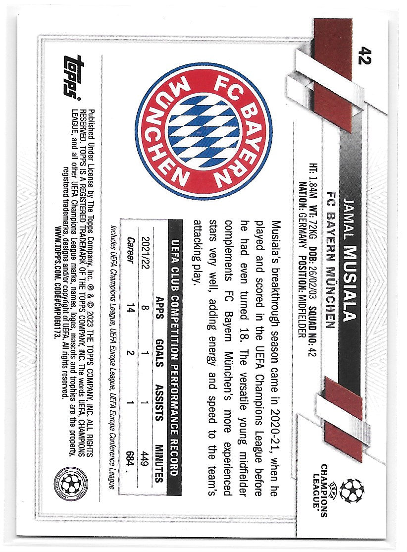 Jamal Musiala (FC Bayern Munchen) Black & White Ray Wave Topps Chrome UCC 22-23