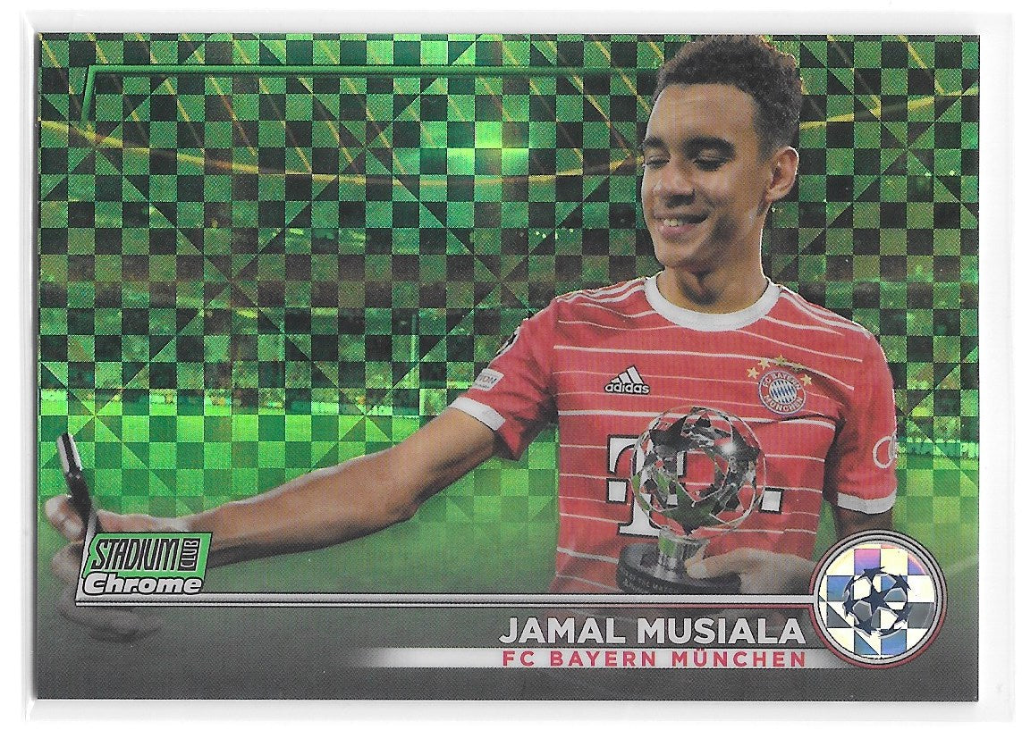 Jamal Musiala (FC Bayern Munchen) Neon Green X-Fractor /175 Topps Stadium Club Chrome 22-23