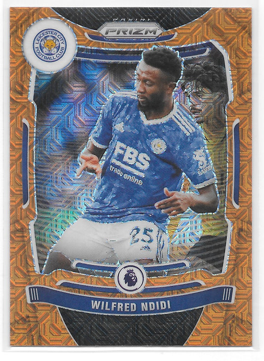 Wilfred Ndidi (Leicester City) Orange Mojo Panini Prizm Premier League 21-22