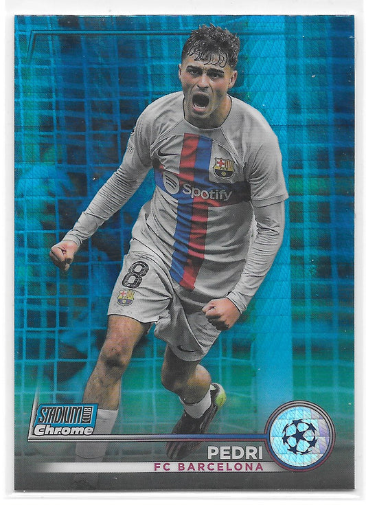 Pedri (FC Barcelona) Blue Prism Refractor Topps Stadium Club Chrome 22-23