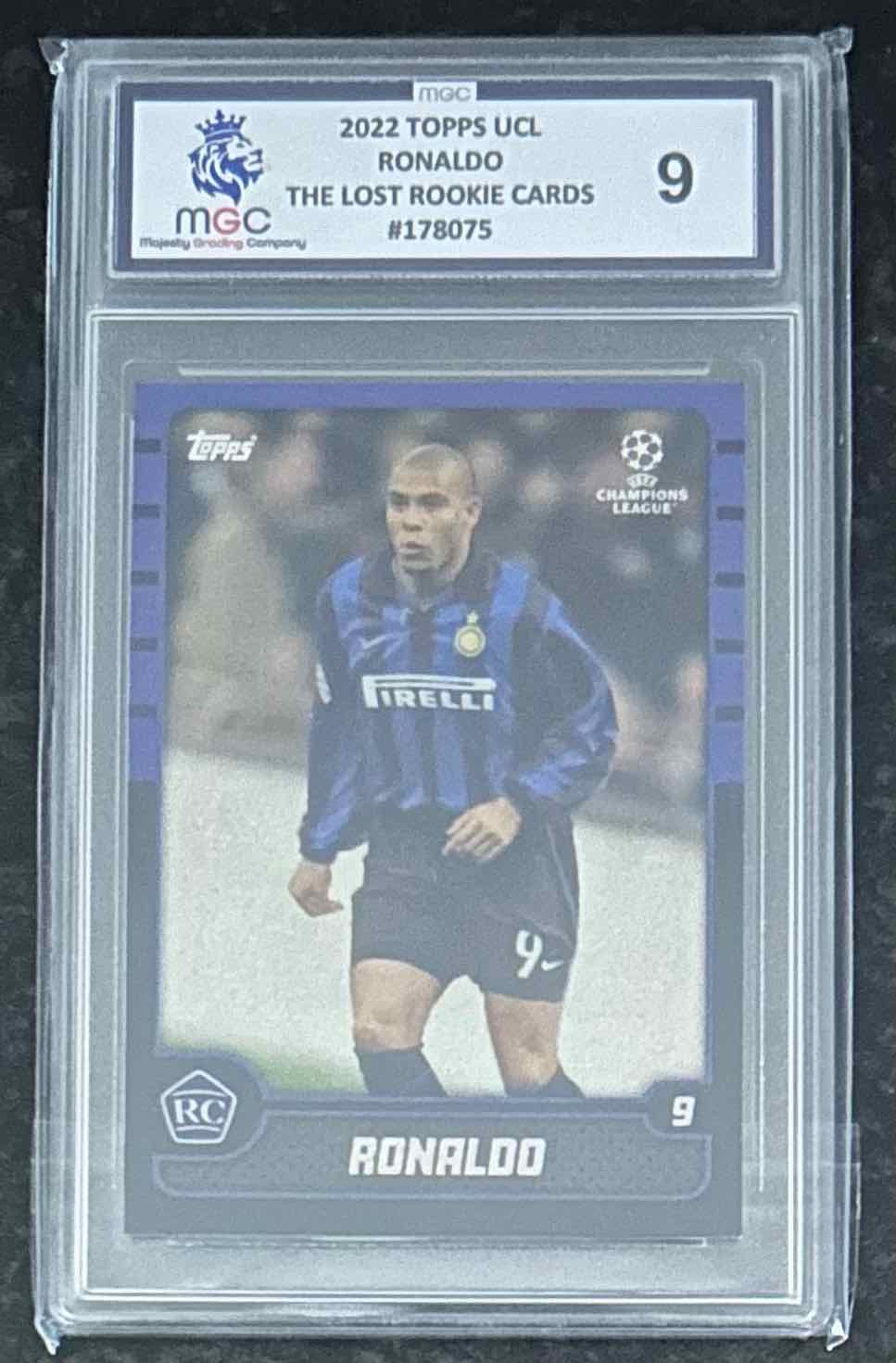 Ronaldo (FC Internazionale Milano) Base Topps UCL The Lost Rookies 2022 MGC 9