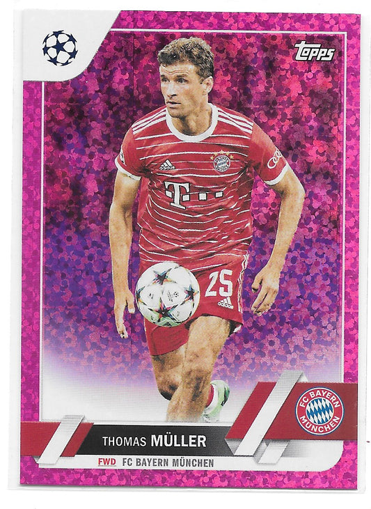 Thomas Muller (FC Bayern Munchen) Pink Sparkle Topps UCC Flagship 22-23