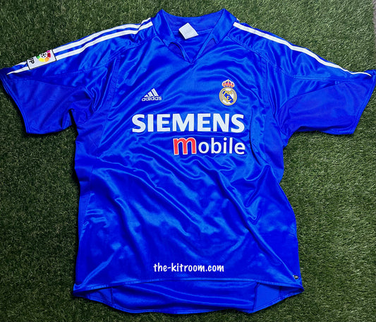 2004-05 Real Madrid Third Shirt