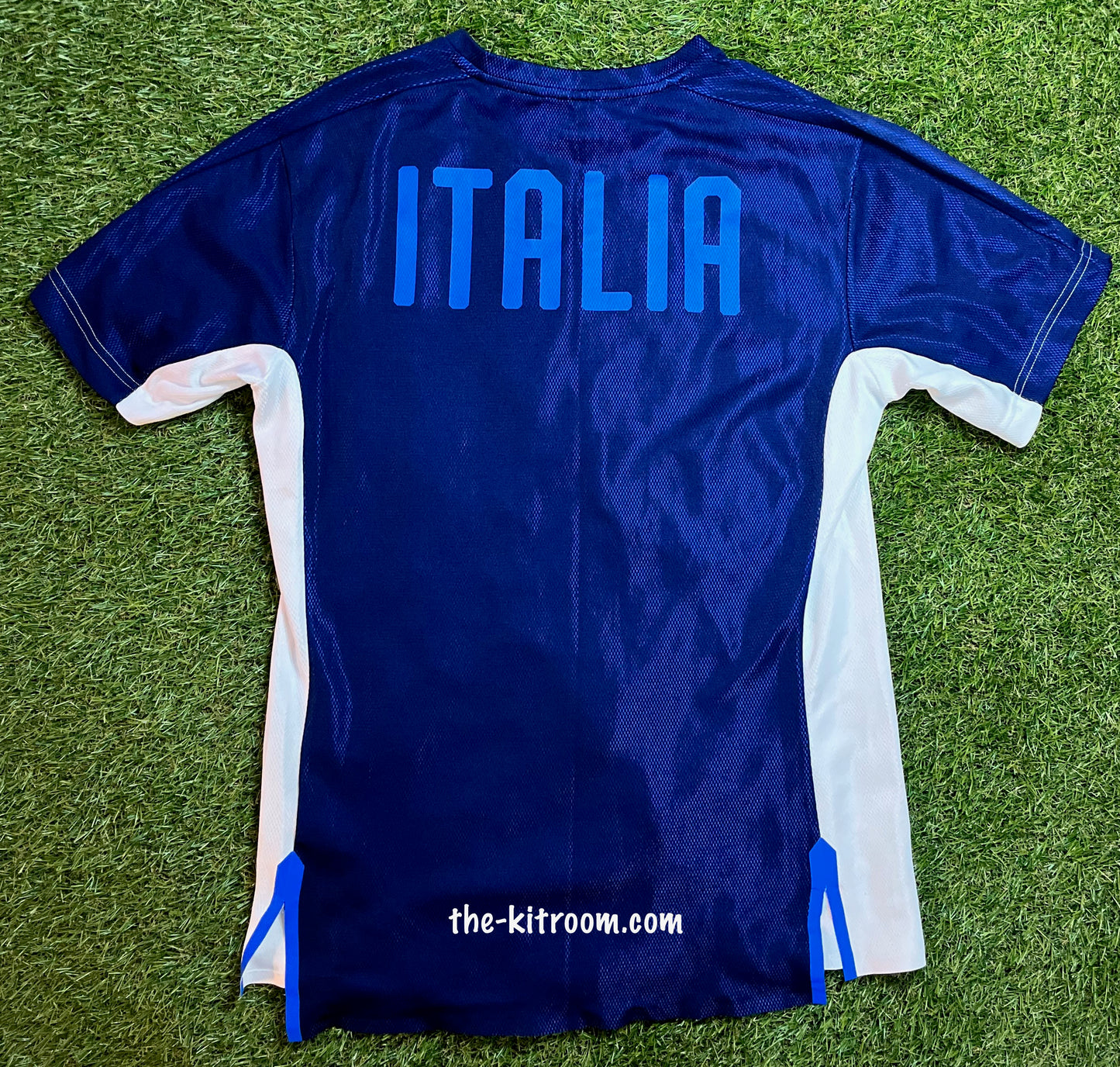 2018 Italy Pre-Match Training Shirt