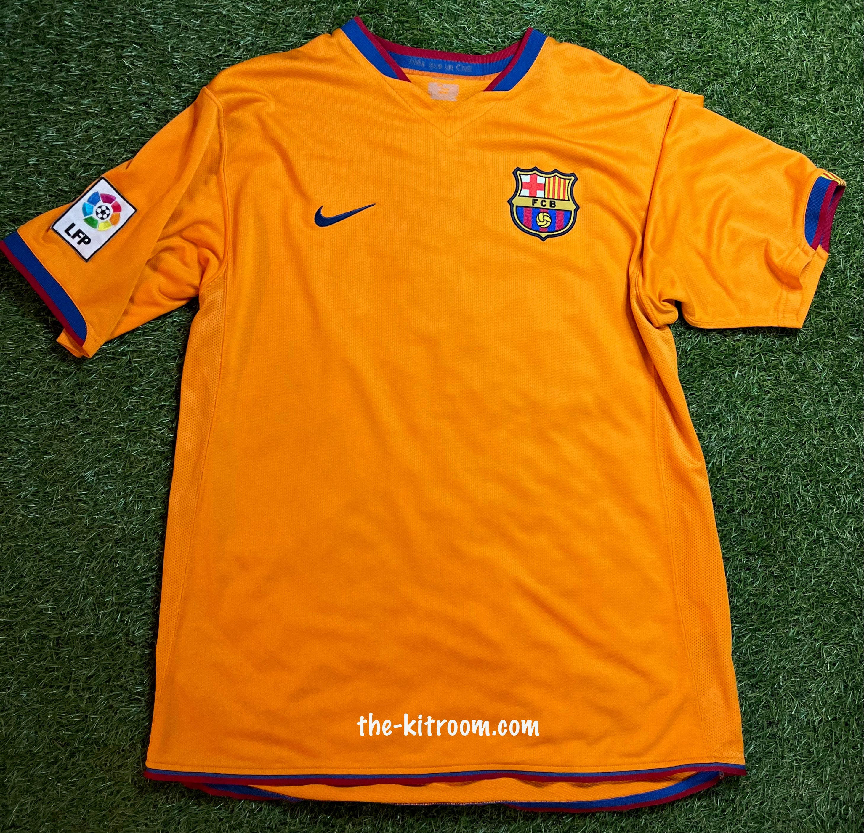 THE KIT ROOM | Original Classic Football Shirts – The Kitroom